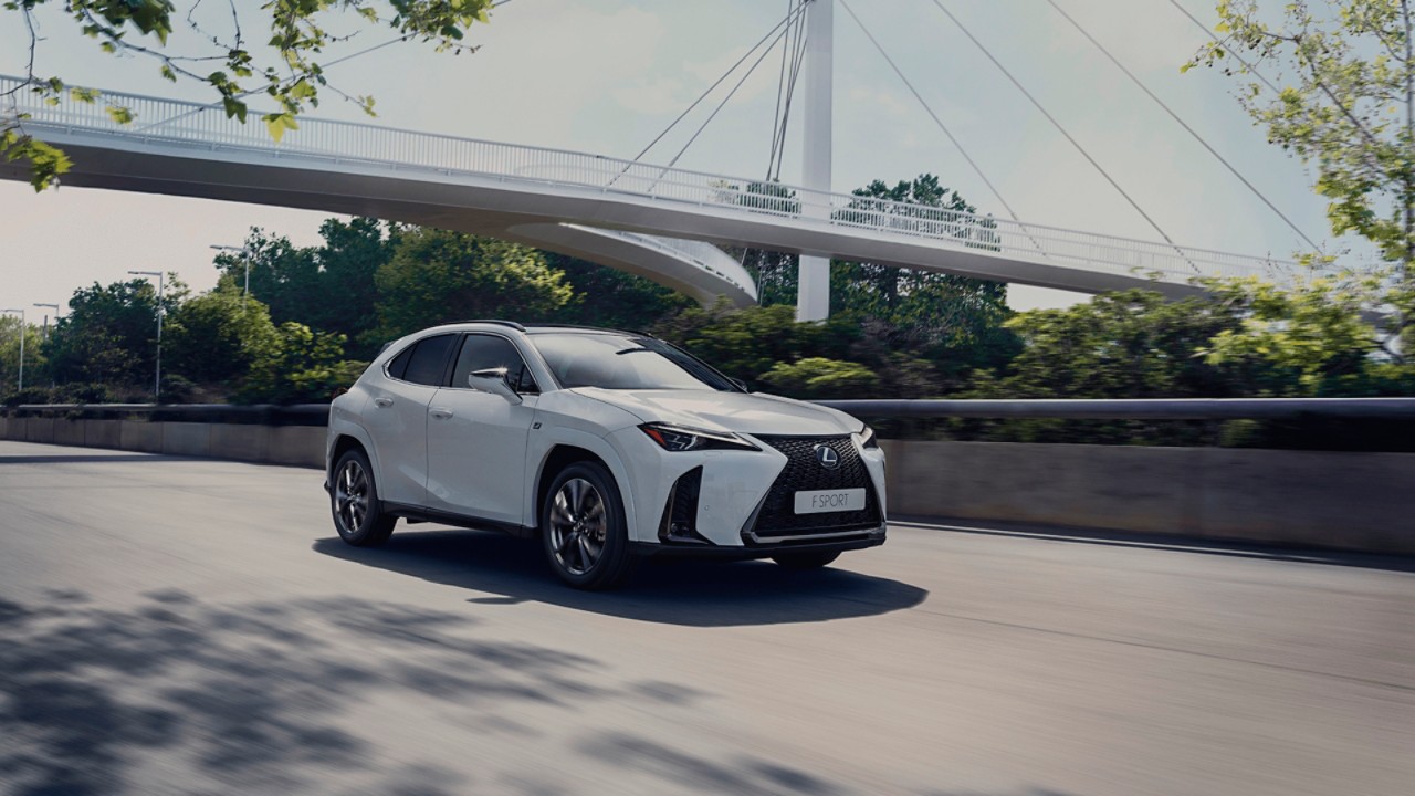 lexus ux