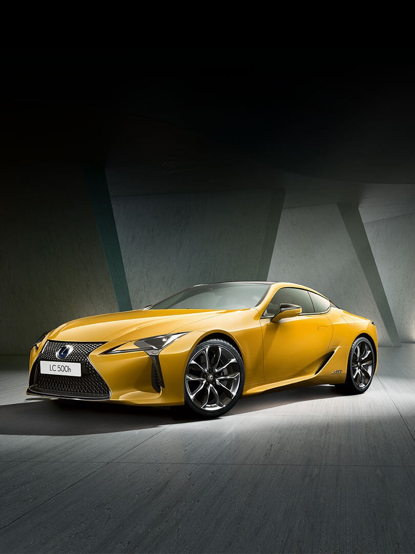 LEXUS PREDSTAVLJA SIJAJEN NOVI KUPE LC YELLOW EDITION