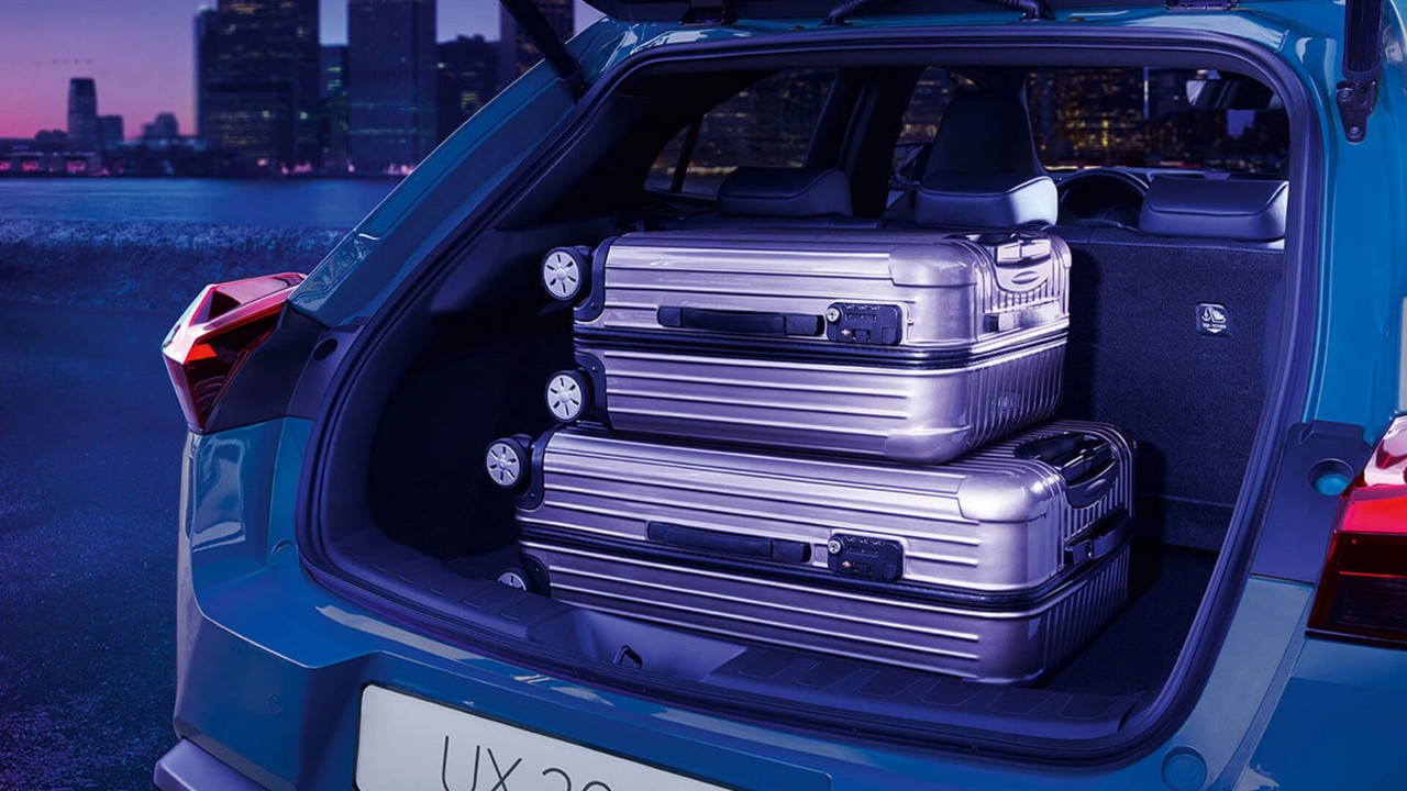 Lexus UX 300e boot full of suit cases 