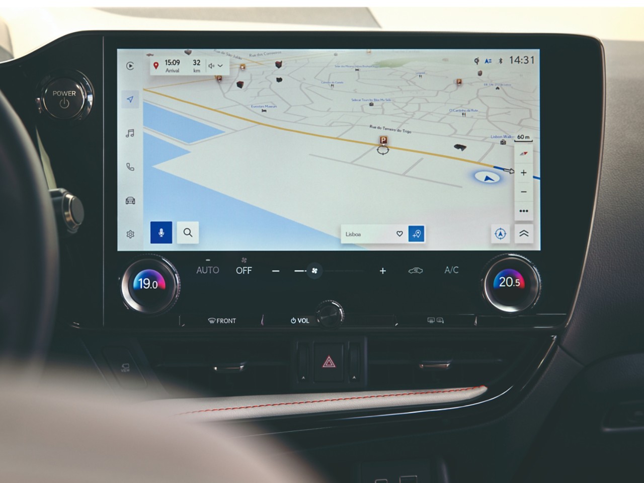 Navigation on a Lexus multimedia screen